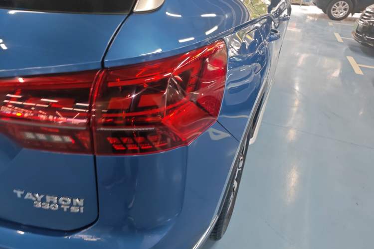 Used Volkswagen Tayron 2019 330TSI Two-Wheel-Drive Luxury Version China V Emission Standard
