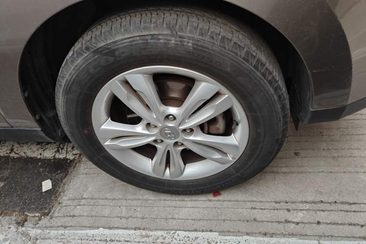 Used Hyundai ix35 2012 2.0L Automatic Two-Wheel Drive Elite Edition GLS