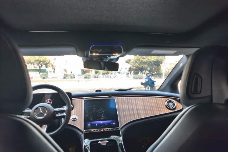 Used Mercedes-Benz EQE 2022 350 Pioneer Edition
