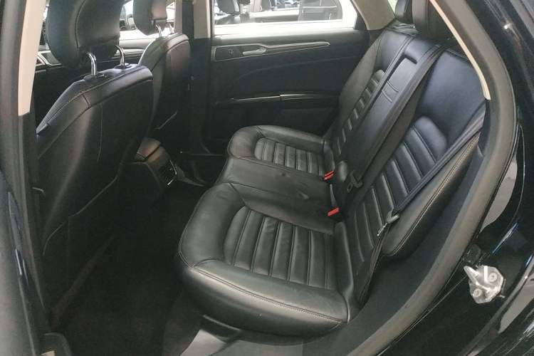 Used Ford Mondeo 2017 EcoBoost 200 Luxury Model
