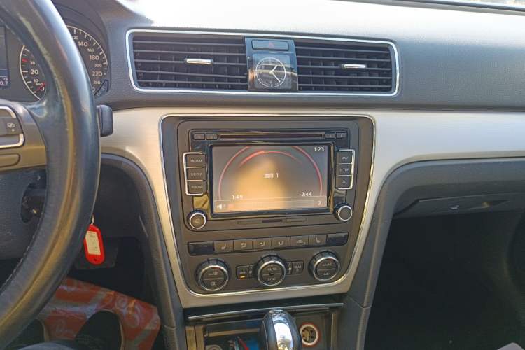 Used Volkswagen Passat 2015 1.8TSI DSG Prestige Edition