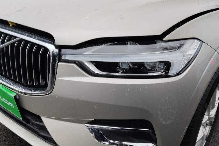 Used Volvo XC60 2019 T5 4x4 Smart Edition China VI Standard