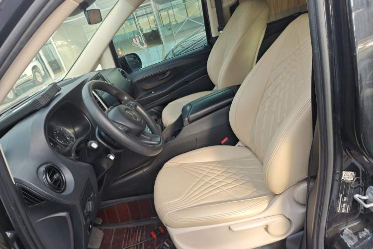 Used Mercedes-Benz Vito 2018 2.0T Elite Version 7 Seats China VI Emission Standard