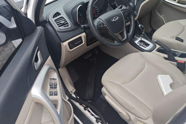 Used Chery Tiggo 5 2014 2.0L CVT Joyful Edition