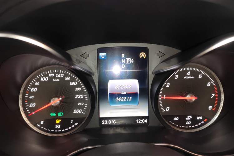 Used Mercedes-Benz C-Class 2015 C 200 L Sport Edition
