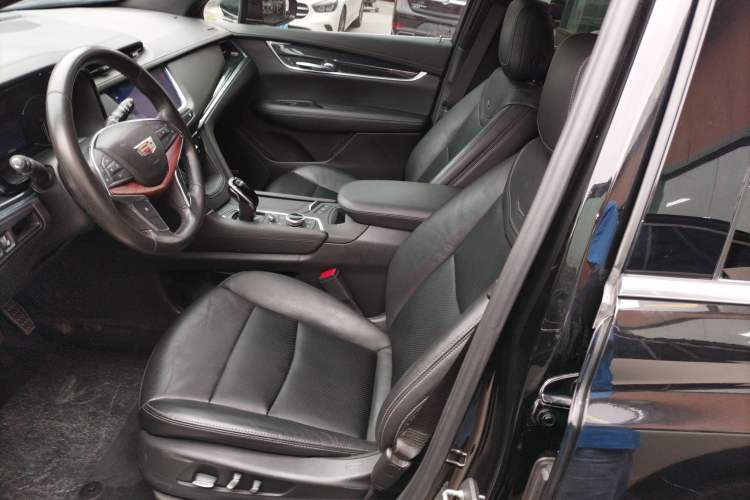 Used Cadillac XT5 2020 28T Luxury Version