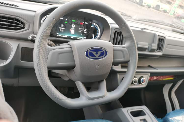 Used Karry Jiangtun E7 2025 Economy Version