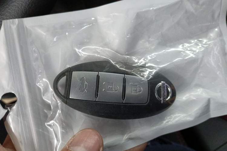 Used Nissan Lannia 2019 1.6L CVT Smart Connect Smart Cool Version China V Standard Vehicle Key