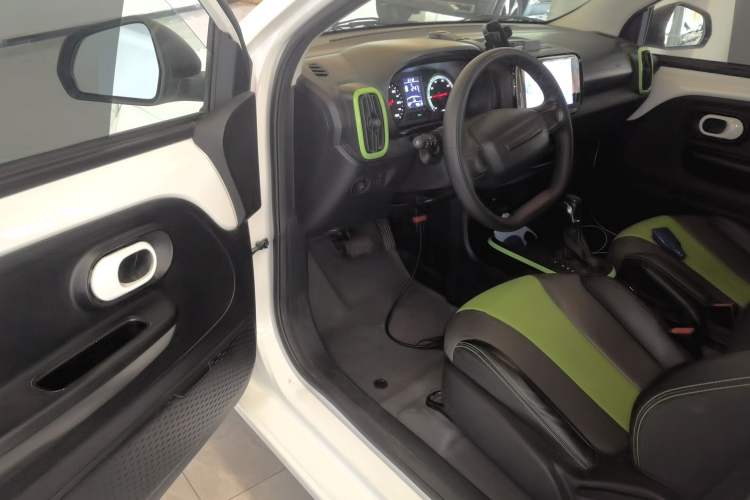 Used Roewe Clever 2021 302km All-Round Version
