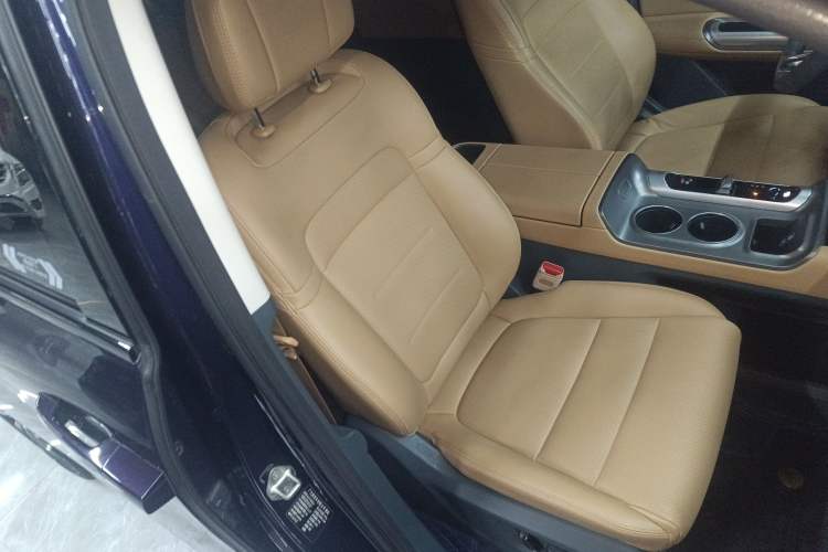 Used GAC Trumpchi E8 New Energy 2024 150km MAX Right Front Seat