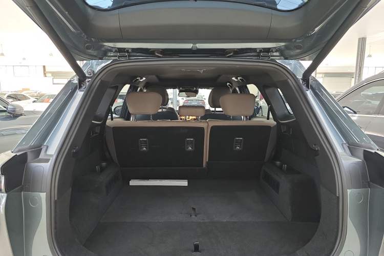 Used Chery Fengyun T8 2025 1.5T 130km Deluxe Version 5 Seats