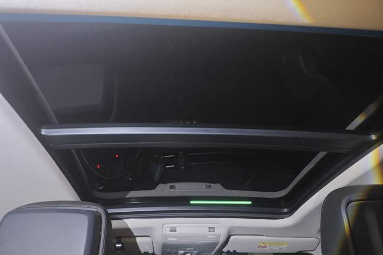 Used Volkswagen Magotan 2018 330TSI DSG Advanced Model
