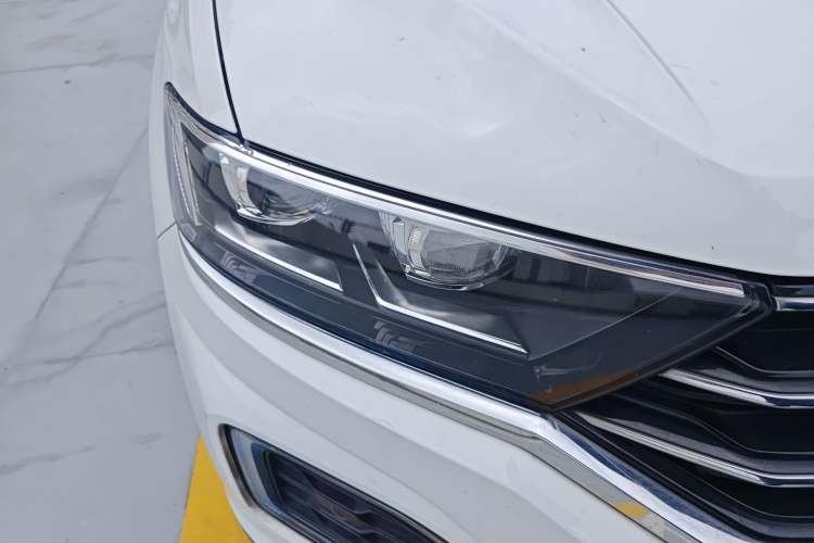 Used Volkswagen T-ROC 2020 280TSI DSG Two-Wheel Drive Comfort Version
