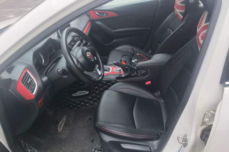 Used Mazda 3 Axela 2016 Sedan 1.5L Automatic Comfort Model Left Front Seat