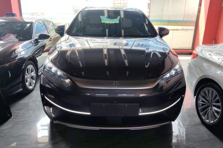 Used BYD Tang New Energy 2022 EV 635 km All-Wheel-Drive Flagship Model Front