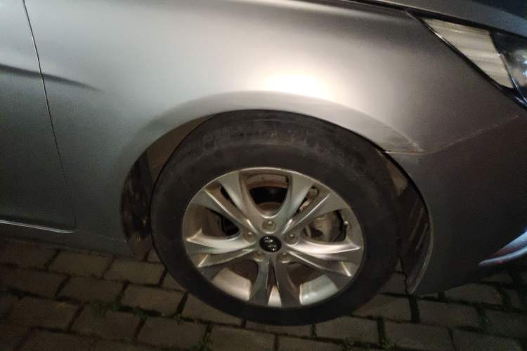 Used Hyundai Sonata 2011 2.0L Automatic Luxury Edition