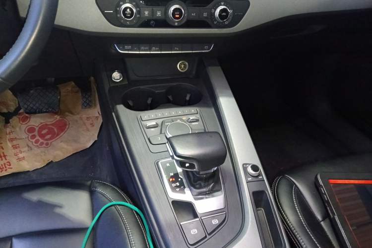 Used Audi A4L 2018 30th Anniversary Edition 40 TFSI Trendy Model