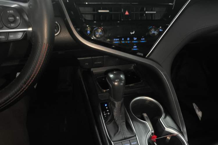 Used Toyota Camry 2021 2.5G Luxury Edition