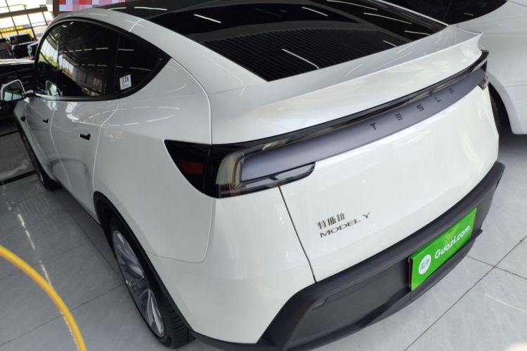 Used Tesla Model Y 2025 Rear-Wheel-Drive Version Rear Left 45 Deg