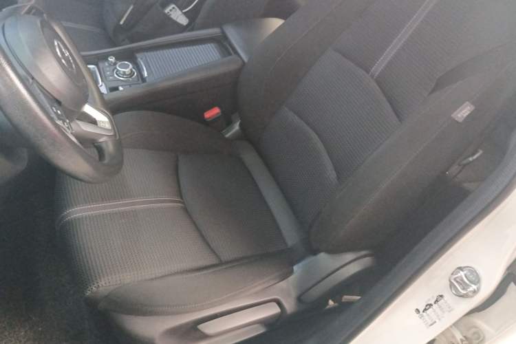 Used Mazda Mazda 3 Axela 2017 Sedan 1.5L Automatic Luxury Model Emission Standard China V
