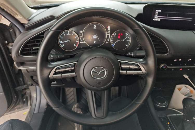 Used Mazda Mazda 3 Axela 2020 1.5L Automatic Luxury Version