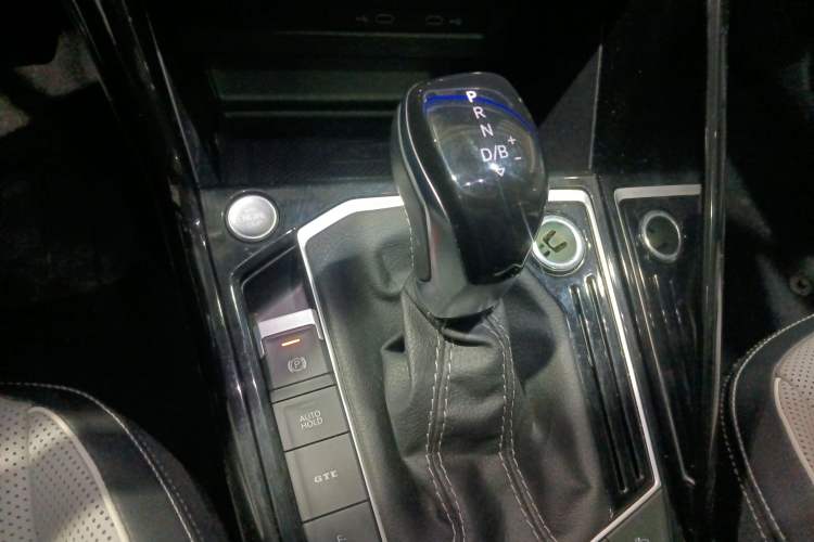 Used Volkswagen Tayron GTE Plug-in Hybrid 2023 280TSI Luxury Plus Advanced Edition