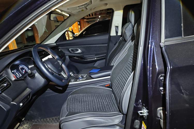 Used CHANGAN OSHAN X7 2020 1.5T Automatic Prestige Edition Left Front Seat