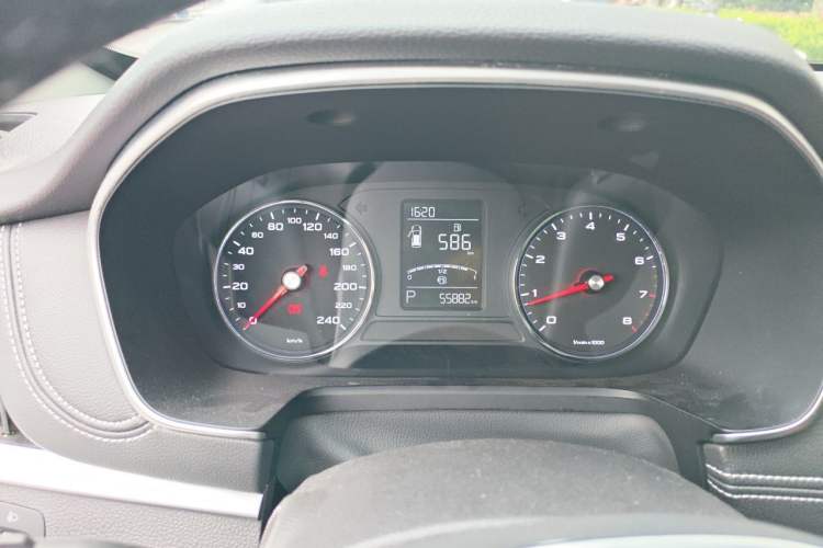 Used Roewe RX5 2019 20T Two-Wheel Drive Automatic 4G Connected Platinum Edition