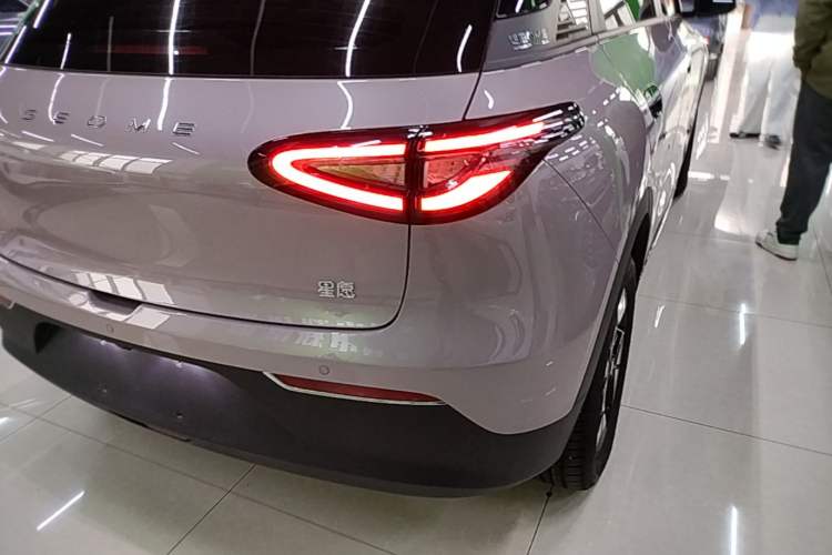 Used Geely Galaxy Geome 2025 UP 410km Exploration Edition Right Rear Taillight