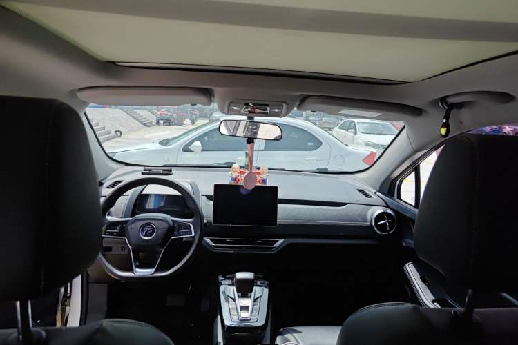 Used BYD Yuan New Energy 2019 EV535 Smart Connect Elite Model
