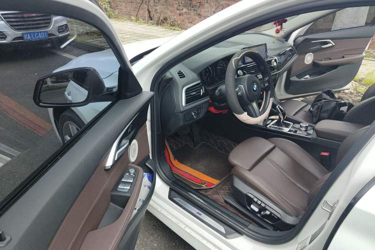 Used BMW 1 Series 2021 Revised 120i M Sport Night Edition Driver Seat