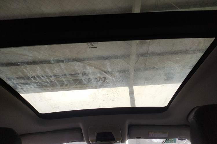 Used Hanteng X7 2016 1.5T Manual Luxury Edition Headliner