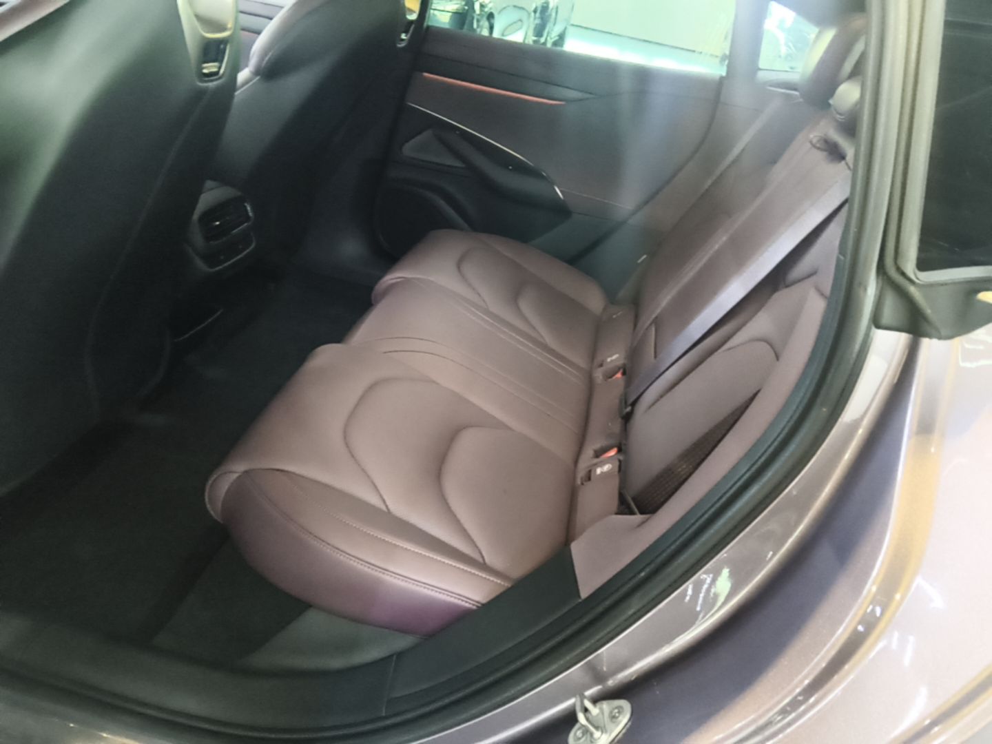 Xiaomi Auto SU7 2024 Four-Wheel Drive Ultra-Long Range Advanced Intelligent Driving Max Edition — снимка 20