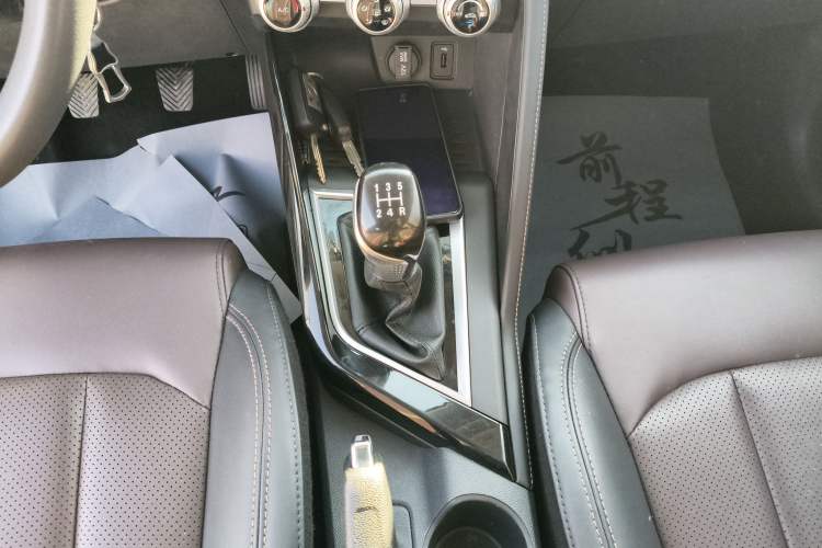 Used Changan CS15 2019 1.5L Manual Entry-Level Version China VI Standard