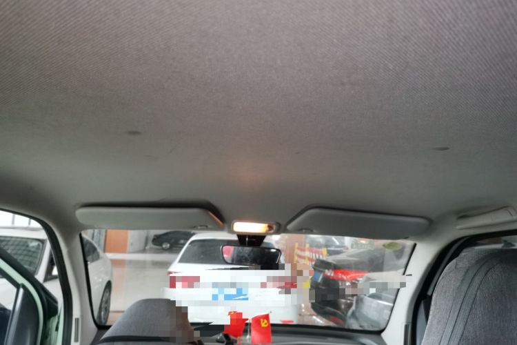 Used Wuling Hongguang MINIEV 2022 Macaron Fashion Model Lithium Iron Phosphate Headliner