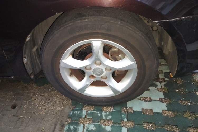 Used Geely Auto Emgrand 2014 Sedan 1.5L Manual Fashion Edition
