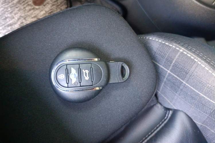 Used MINI MINI 2015 1.5T COOPER Fun Five-Door Edition