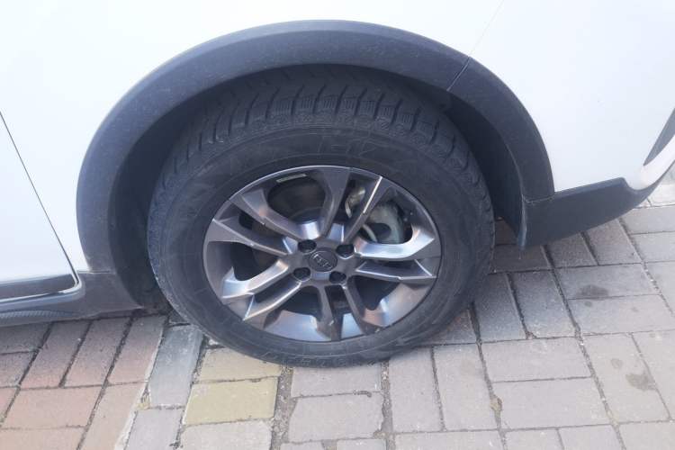 Used Geely Auto Vision X3 2020 1.5L CVT Luxury Model Exterior 1