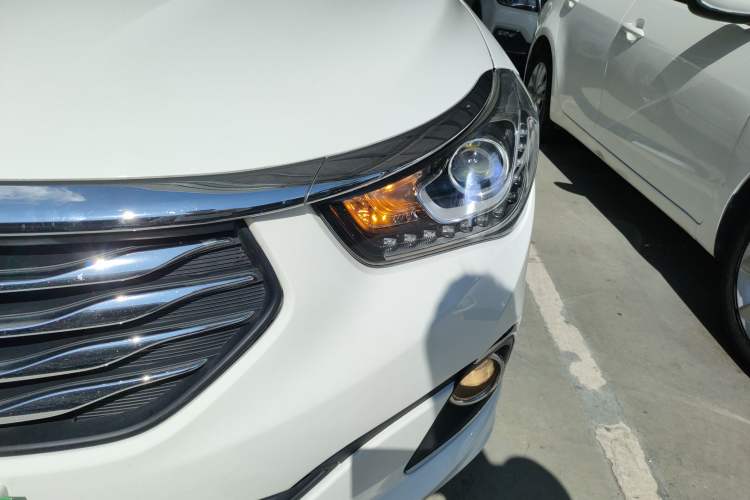 Used GAC Trumpchi GA6 2016 235T DCT Elite Edition Left Front Headlight