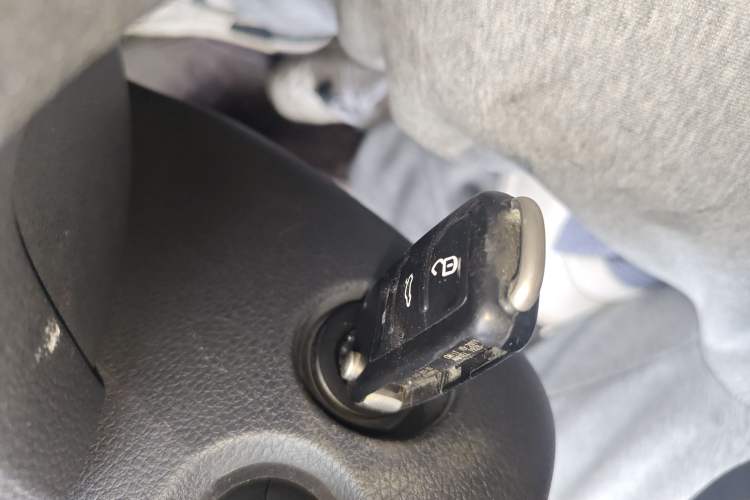 Used Volkswagen Santana 2016 1.6L Manual Fashion Edition