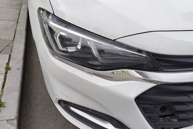 Used Chevrolet Monza 2022 320 Automatic Enjoyment Sunroof Version Right Front Headlight