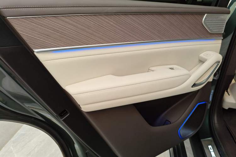 Used Denza N9 2025 Flagship Model