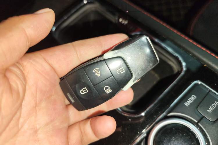 Used BAIC Off-Road BJ40 2020 2.0T Automatic Two-Wheel Drive Urban Hunter Edition Chivalrous Type
