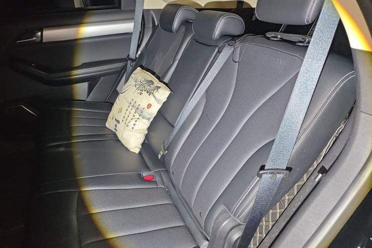 Used BYD Tang 2018 2.0T Automatic SmartConnect Prestige 7-Seater China V Standard