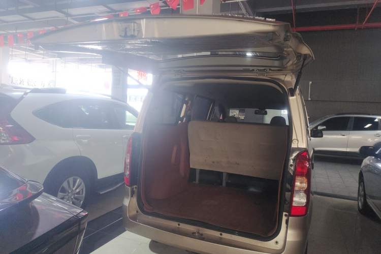 Used Wuling Hongguang V 2022 1.5L Jingqu Edition Electric-Assist LAR