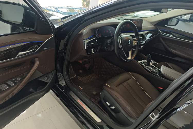 Used BMW 5 Series 2021 525Li Luxury Package