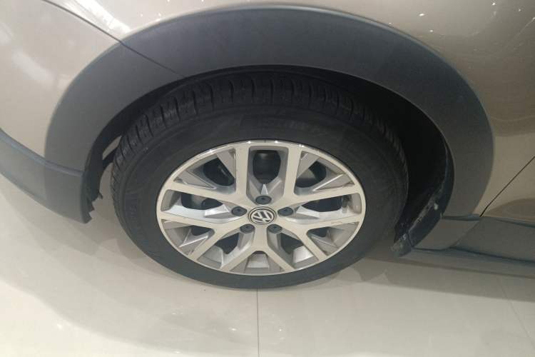 Used Volkswagen Polo 2014 1.6L Cross Polo Automatic