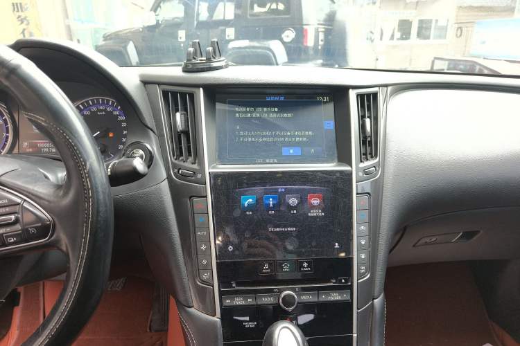 Used Infiniti Q50L 2015 2.0T Comfort Edition