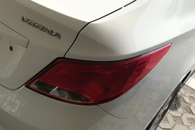 Used Hyundai Verna (older generation) 2016 1.4L Manual Smart GLS Trim