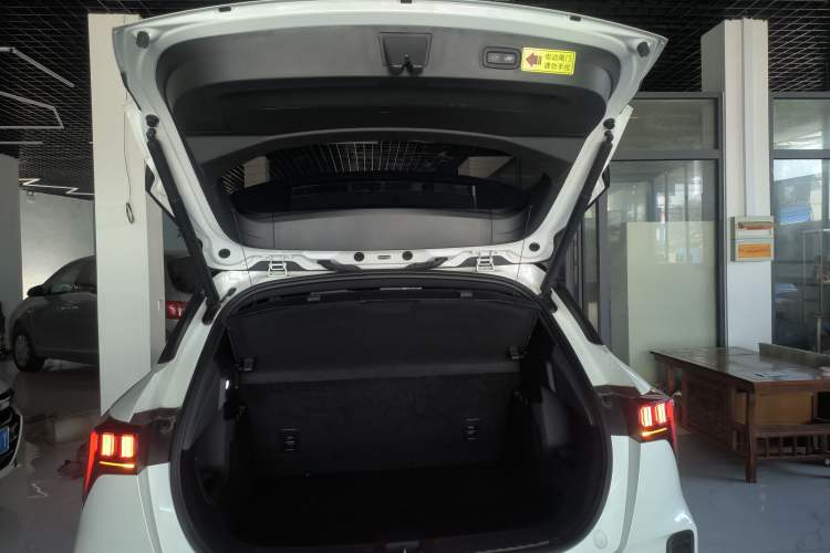 Used Lynk & Co 06 2023 Remix 1.5T Dynamic Halo